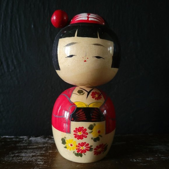 Vintage Japanese Traditional Vintage Wood Kokeshi Doll Red Dress 4.875 Inches - Picture 1 of 6